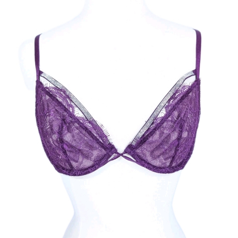 Victoria's Secret Very Sexy Demi Bra 34C New Women Sheer Lace Underwire crystals